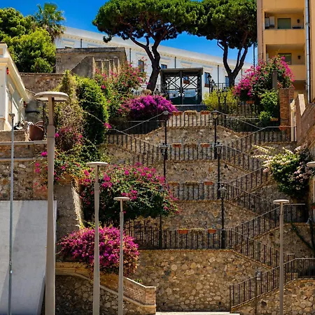 Lägenhet Urban 3b- 5 Ospiti- Centro Storico